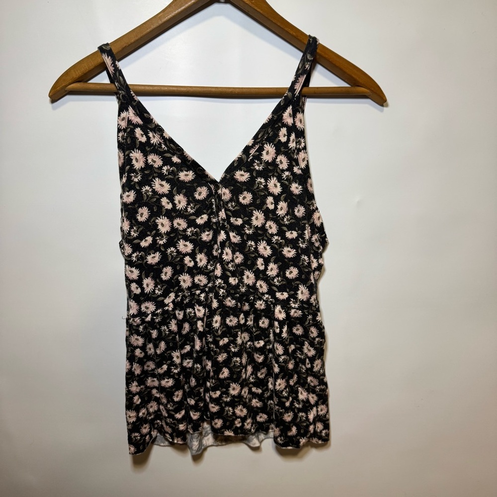 Womens American Eagle XS Black Pink Floral Soft & Sexy Tank Button Cottagecore